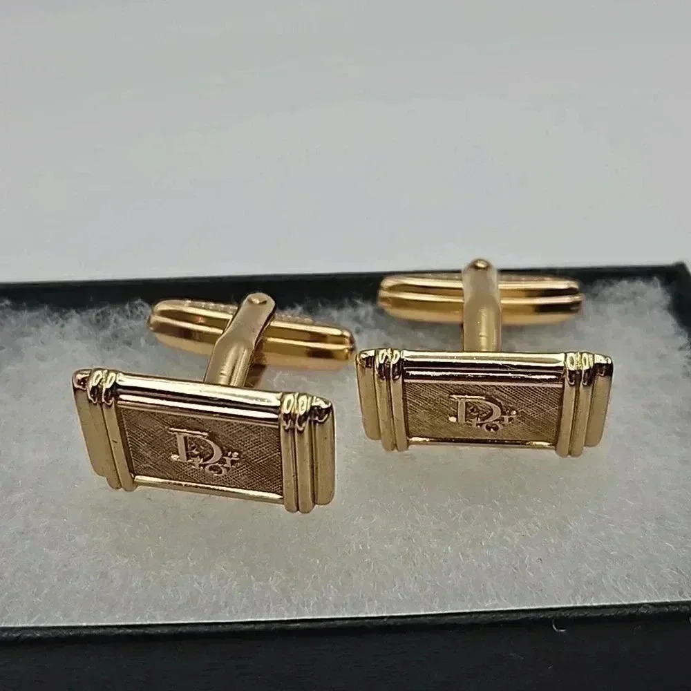 Christian Dior Bullet Back Gold Tone Cufflinks and matching Tie Bar - Picture 3 of 4